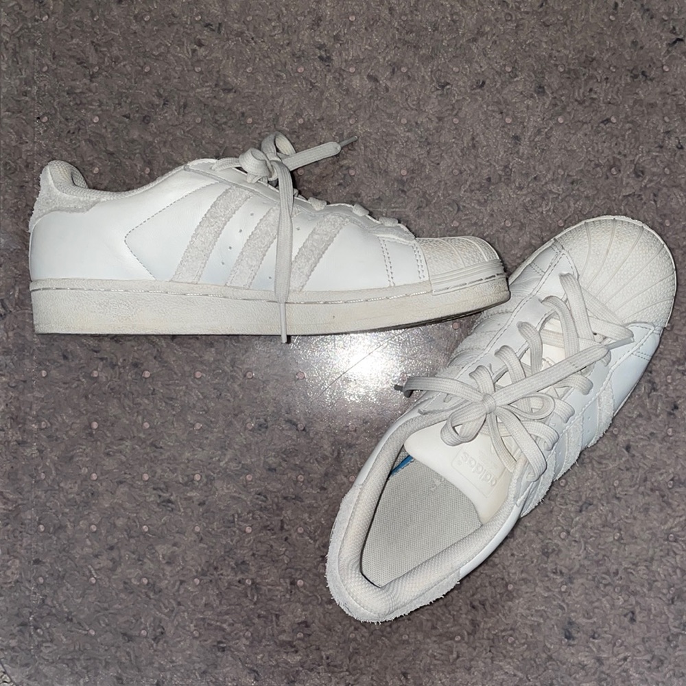 Adidas superstar